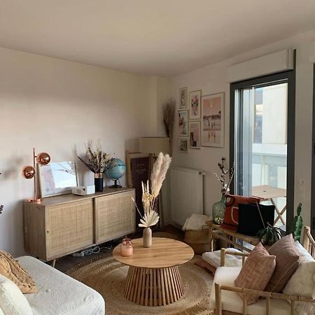 Apartamento Nice 64 M With Balcony Near The Train Station Burdeos Exterior foto